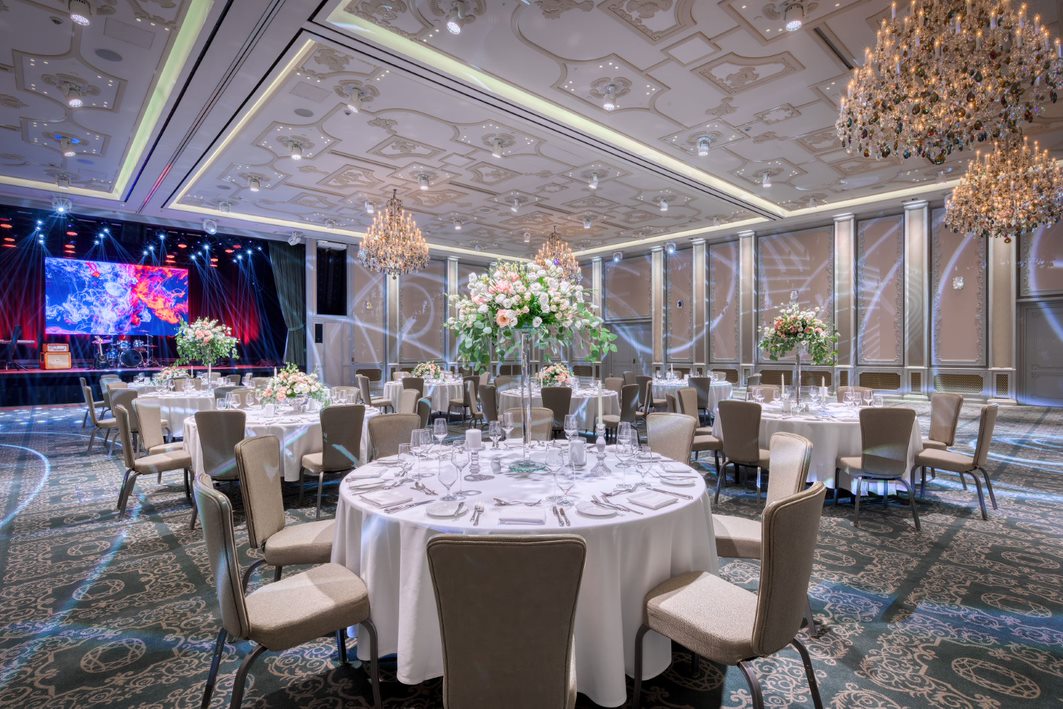 Book your wedding day in Parklane, a Luxury Collection Resort & Spa